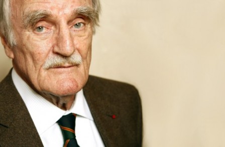 jean-raspail-portrait-1200x648