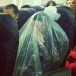 Cet homme a pris l’avion enfermé dans un sac en plastique