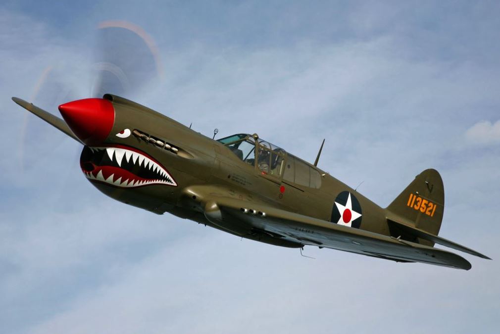 Лучшие советские истребители второй мировой. P-40 Warhawk. Curtiss p-40. Лучший истребитель второй мировой. Итальянские самолеты второй мировой.