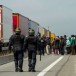 Migrants: regain de tensions sur la rocade d’accès au port de Calais