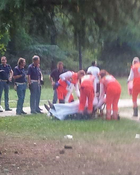 fighting-in-public-4