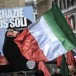 Italie: Casapound manifeste contre la naturalisation par le Droit du sol et se fait matraquer. (Vidéo)