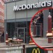 Une bouteille de gaz avec un détonateur a été retrouvée dans un McDonald’s à Berlin, la police parle de bombe