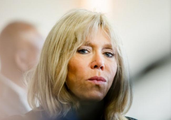 Macron-Brigitte-1