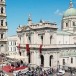 Italie : un Algérien de 22 ans, récemment expulsé de France, fonce en voiture sur la cathédrale de Pompéi pour « se sentir plus proche d’Allah »