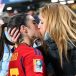 Championnat de foot féminin: Le baiser qui tue est hétéro, le baiser approuvé est homo