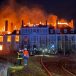 Le magnifique château de Serquigny est en feu, un monument historique squatté avec la bénédiction des islamo-gauchistes