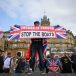 Bournemouth (GB) : protestation pacifique contre les attaques au couteau et l’immigration illégale ; contre-manifestation pro-migrants et pro-Palestine