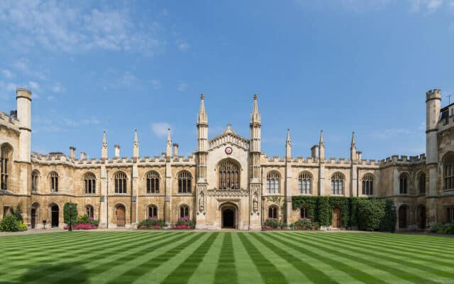 New Court, Corpus Christi College, Cambridge, Angleterre. Photo : David Liff (License : CC BY-SA 3.0)