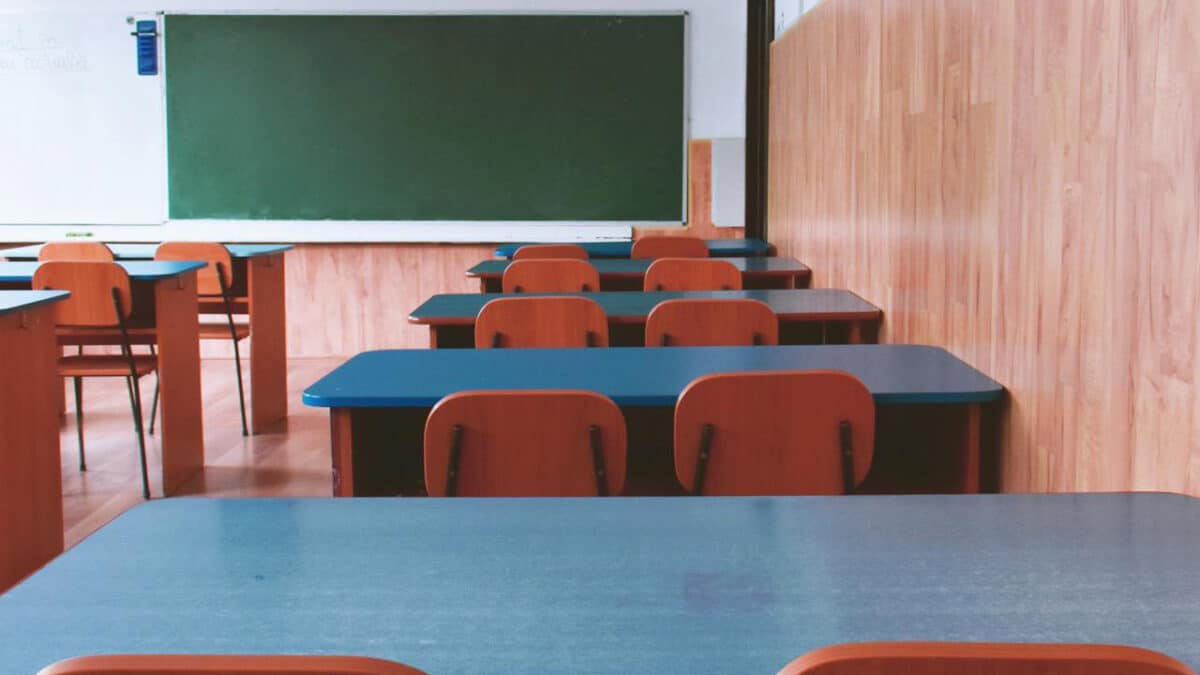 Pourquoi il faut interdire aux enseignantes de porter le voile islamique