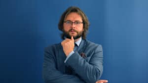 « Radio Courtoisie reste la radio libre du pays réel » : grand entretien avec Pierre-Alexandre Bouclay