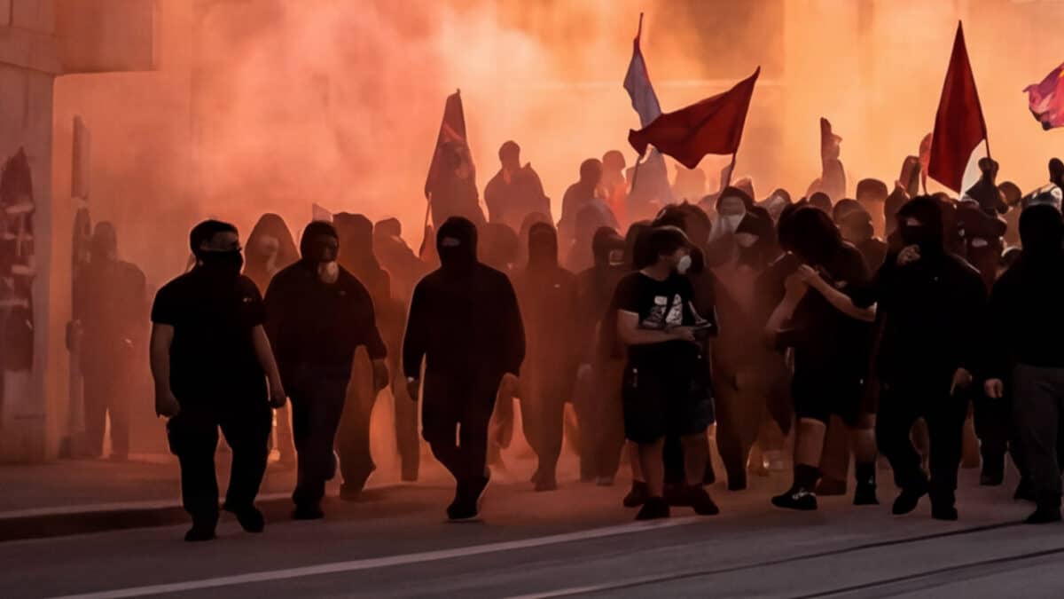 Manifestation anti-G7 : premières casses à Genève
