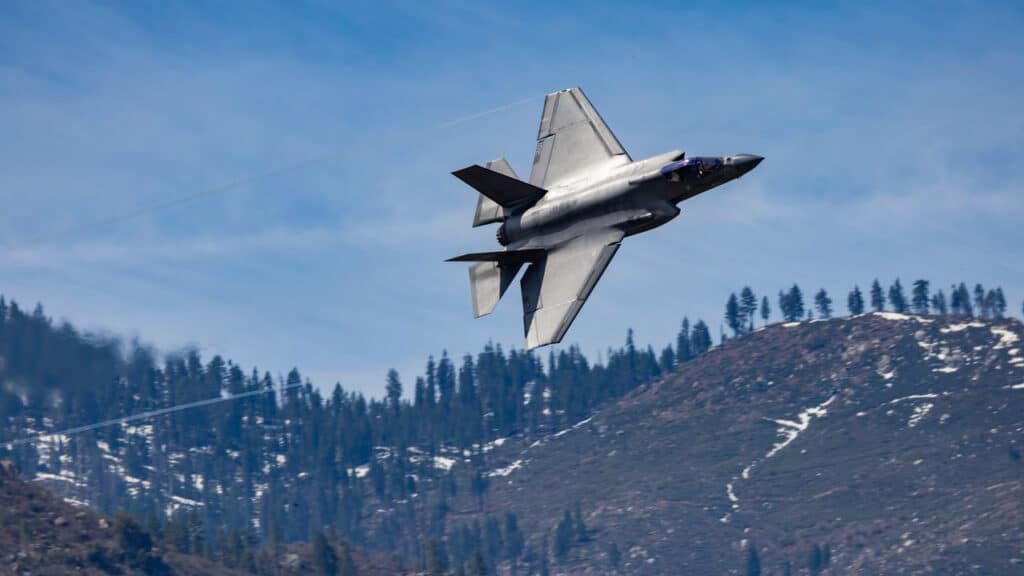La Suisse paie un demi-milliard d'avance pour ses F-35 : quand le client se précipite de peur de fâcher son fournisseur
