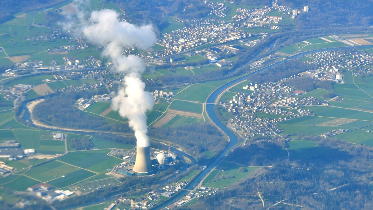 Vue aérienne de la Centrale nucléaire de Gösgen, à Däniken (SO). Photo : Jérémy Toma (CC BY-SA 4.0)
