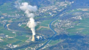 Vue aérienne de la Centrale nucléaire de Gösgen, à Däniken (SO). Photo : Jérémy Toma (CC BY-SA 4.0)