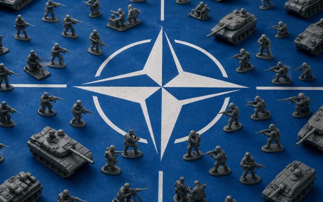 Guerre Russie-OTAN d'ici 2030 : Moscou accuse l'Alliance et l'UE de s'y préparer