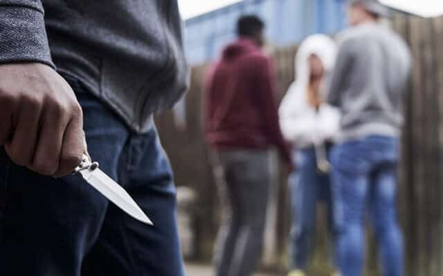 Violences des mineurs : l’Autriche alerte, la Suisse est aussi frappée