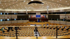 Bruxelles menace le parti européen de l’AfD de dissolution financière