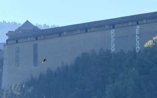Un fort classé à l'Unesco de nouveau taggé à Briançon