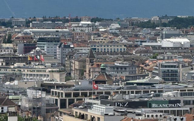 Mendicité à Genève : des réseaux organisés sous les matelas ?