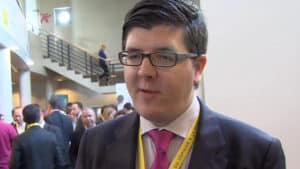 Grégoire Barbey au Forum Economique Romand 2014. Photo : capture d'écran vidéo FOROM (YouTube)