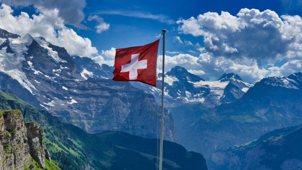 Neutralité : Christoph Blocher rappelle à la Suisse ce qui l'a sauvée