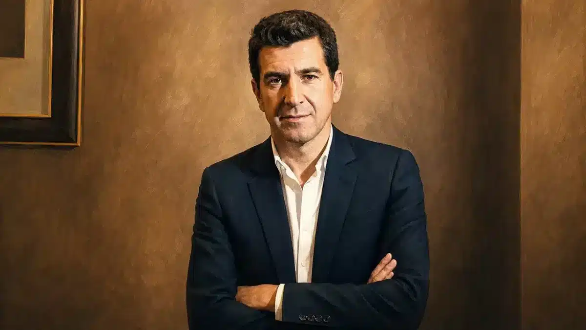 France : le banquier Matthieu Pigasse ovationné par les militants de La France insoumise
