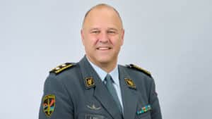 Neutralité : la Suisse importe la menace de l'OTAN avant ses armes