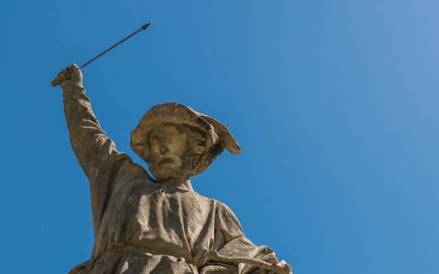 Guillaume Tell représenté par l'artiste tessinois Vincenzo Vela (1856). Il tient un carreau d'arbalète à la main, symbole de liberté et de résistance. Photo : Marlon (Adobe Stock)