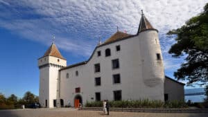 Une grande première pour le superbe château de Nyon (VD). Photo : Pkoppenb (CC BY-SA 3.0)