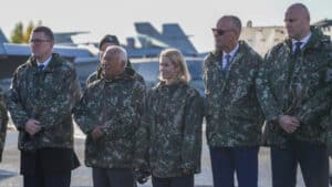 Photo de groupe, de gauche à droite : Kristen Michal, Premier ministre estonien, António Costa, président du Conseil européen, Kaja Kallas, Friedrich Merz, chancelier fédéral allemand, et Andris Kulbergs, Premier ministre letton, le 13 septembre 2026. Photo : CE - Service audiovisuel. © Union européenne