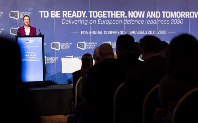 Participation de Kaja Kallas, haute représentante de l'Union pour les affaires étrangères et la politique de sécurité et vice-présidente de la Commission européenne, et d'Andrius Kubilius, commissaire européen à la défense et à l'espace, à la conférence annuelle de l'AED, janvier 2026. Photo : Lukasz Kobus © Union européenne (CC BY 4.0)