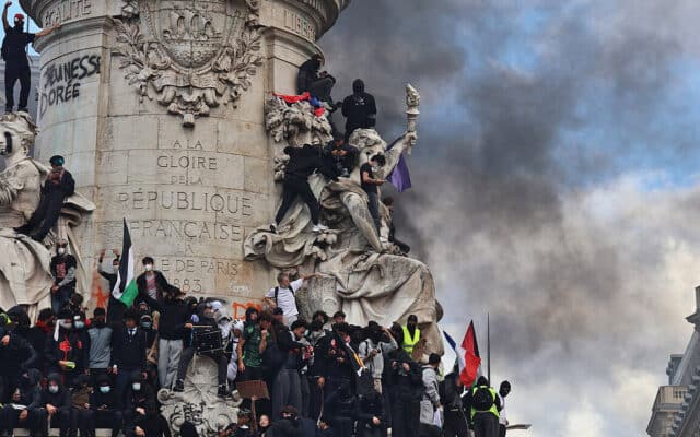 Ultragauche, racialistes, islamistes, LFI : les apprentis sorciers de la convergence des intifadas