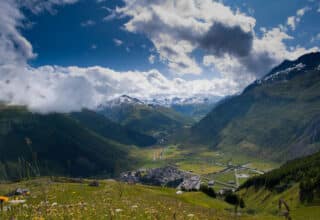 L’Argentine ouvre ses terres aux étrangers, la Suisse cherche à refermer les siennes